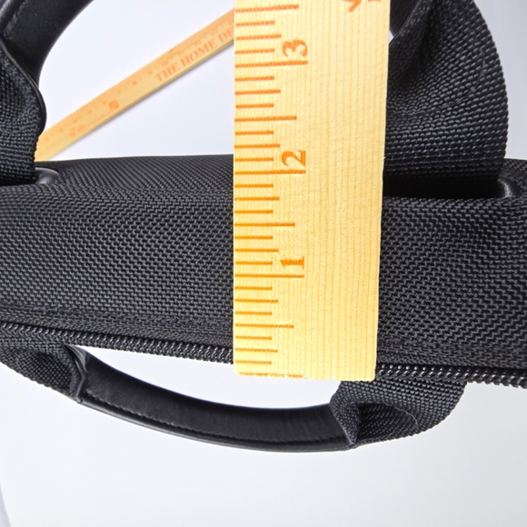 TUMI Padded 15' Laptop Briefcase Files Woven Nylon/ Leather Handles - Black - Picture 11 of 12